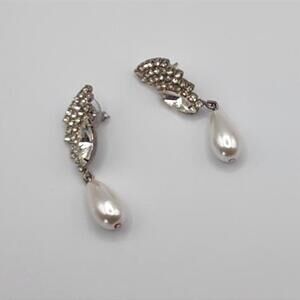 Vintage Style Faux Pearl and Rhinestone Dangle Earrings
